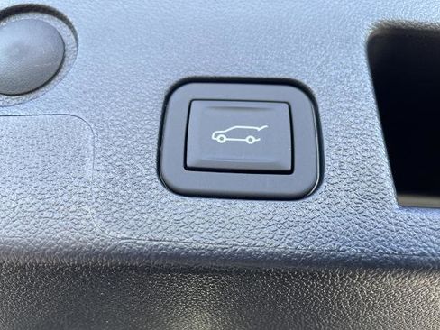 New 2026 Chevrolet Equinox ACTIV w/ Convenience Package III AWD/4WD image 30