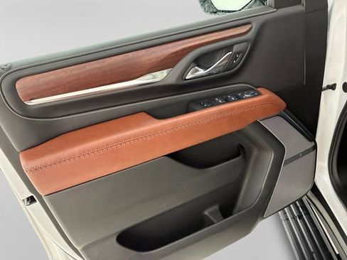 Used 2024 GMC Yukon Denali Ultimate image 13