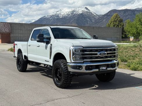 Used 2025 Ford F350 Lariat AWD/4WD image 1