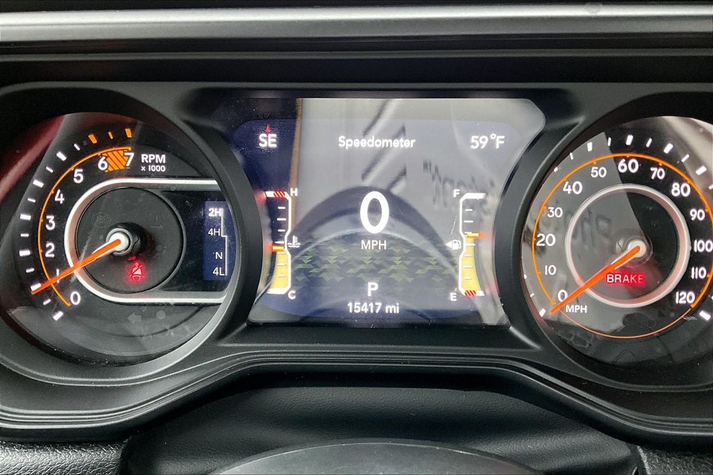Used 2026 Jeep Wrangler Unlimited Sahara AWD/4WD image 8
