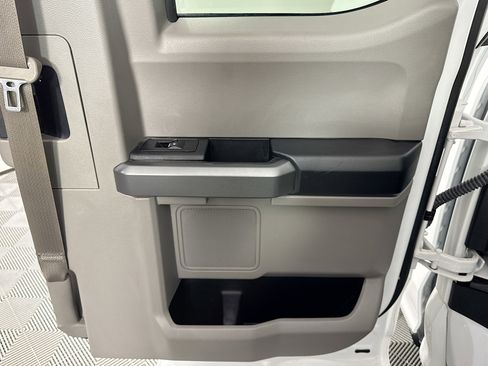 Used 2017 Ford F150 XLT w/ Trailer Tow Package image 25