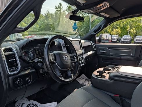 Used 2022 RAM 2500 Big Horn AWD/4WD image 16