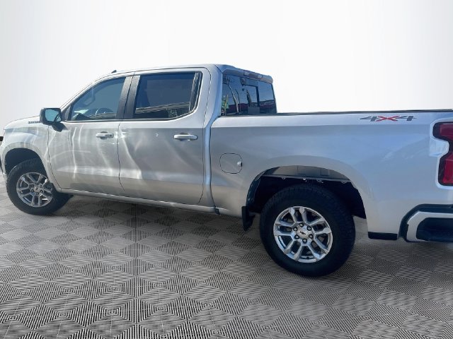 Used 2022 Chevrolet Silverado 1500 RST w/ Convenience Package II AWD/4WD image 3