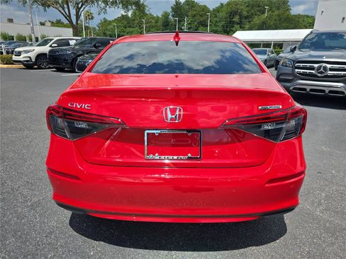Used 2024 Honda Civic Touring image 4