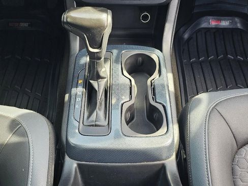 Used 2017 Chevrolet Colorado Z71 AWD/4WD image 15