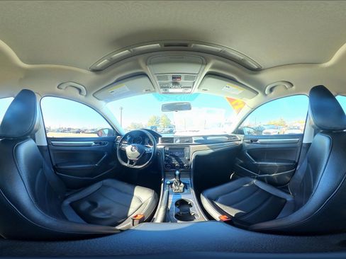 Used 2017 Volkswagen Passat 1.8T SE image 33