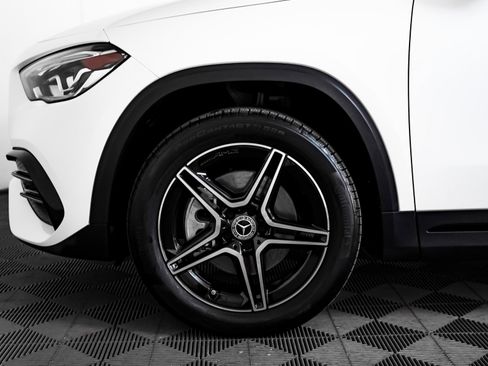 Certified 2022 Mercedes-Benz GLA 250 image 6