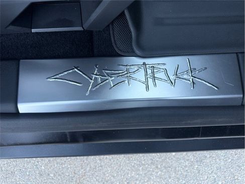 Used 2025 Tesla Cybertruck AWD Crew Cab image 36