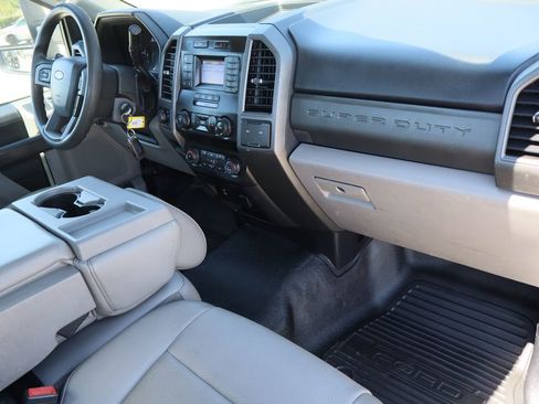 Used 2021 Ford F250 XL w/ Power Equipment Group RWD image 25