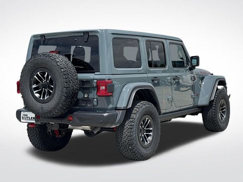 Used 2025 Jeep Wrangler Unlimited Rubicon AWD/4WD image 7