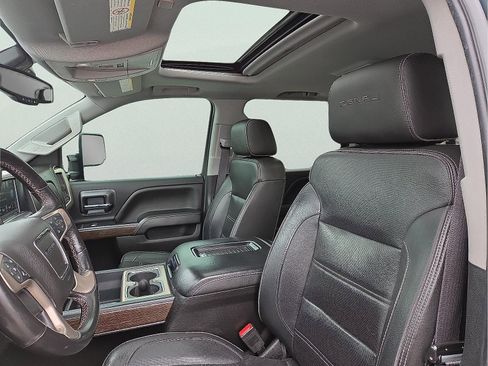 Used 2018 GMC Sierra 2500 Denali w/ Duramax Plus Package image 13
