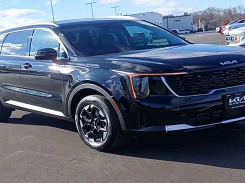 New 2026 Kia Sorento S image 5
