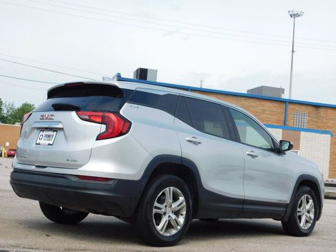 Used 2018 GMC Terrain SLE AWD/4WD image 6