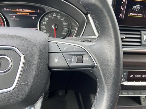 Certified 2022 Audi Q5 2.0T Premium w/ Convenience Package image 19