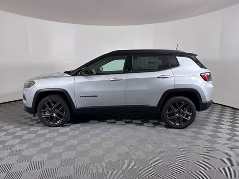 New 2026 Jeep Compass Limited image 10