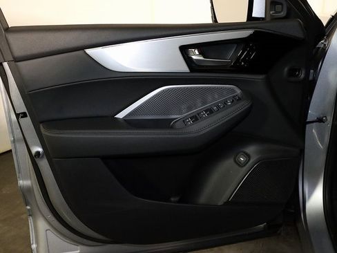 Used 2026 Acura MDX SH-AWD image 25