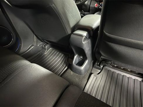 Used 2019 Honda HR-V EX image 30