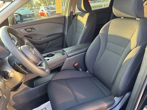 Certified 2023 Nissan Rogue S image 20