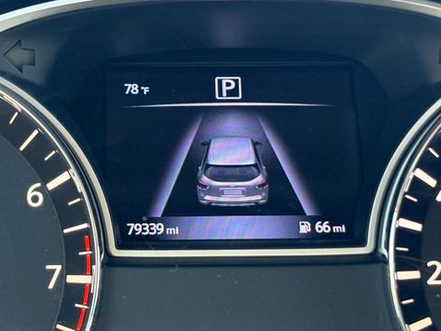 Used 2017 Nissan Pathfinder SL FWD image 14
