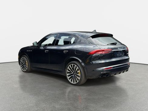 Used 2023 Maserati Grecale Modena AWD/4WD image 5