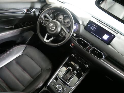 Used 2025 MAZDA CX-5 Carbon Edition image 9