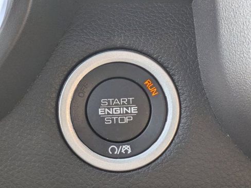 Used 2025 RAM 1500 Big Horn image 24