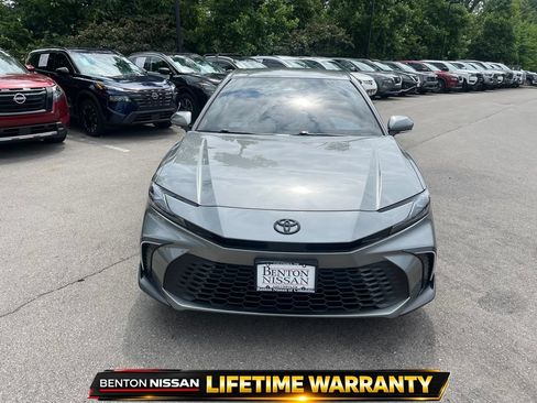 Used 2026 Toyota Camry SE FWD image 10