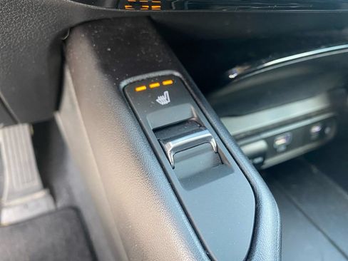 Used 2025 Kia Telluride S FWD image 19