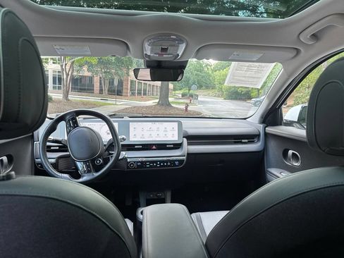 Used 2023 Hyundai Ioniq 5 Limited RWD image 21