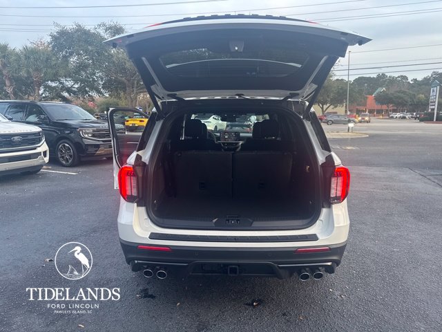 New 2026 Ford Explorer ST w/ Sun And Sound Package RWD image 12
