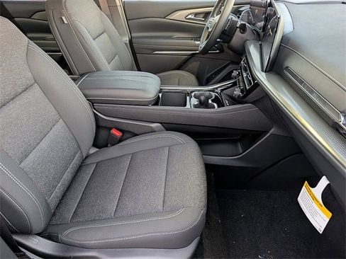 New 2026 Chevrolet Traverse LT image 12