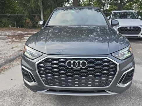 Used 2023 Audi Q5 2.0T Premium w/ Convenience Package AWD/4WD image 3