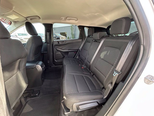 Used 2025 Ford Escape Active AWD/4WD image 37