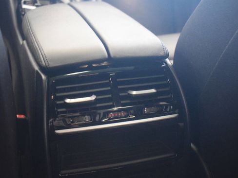 Used 2018 BMW 530i xDrive AWD/4WD image 69
