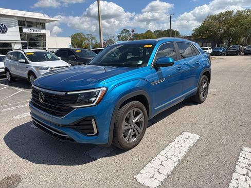 Certified 2024 Volkswagen Atlas Cross Sport SEL R-Line image 16