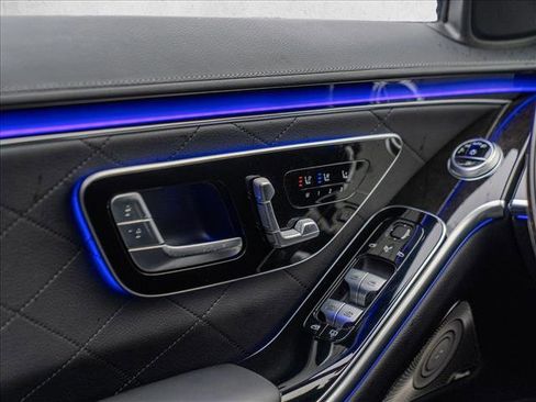 Used 2023 Mercedes-Benz S 580e 4MATIC Sedan image 28