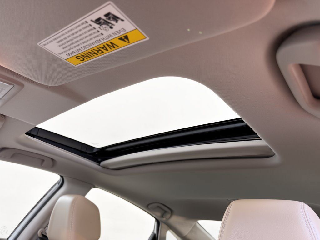 Used 2019 Honda Civic Touring image 27