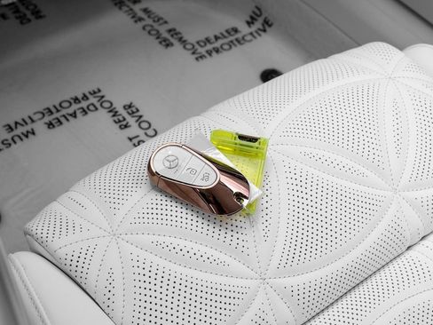 Used 2026 Mercedes-Benz Maybach SL 680 image 74