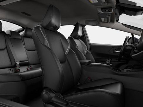 Certified 2025 Toyota Prius XLE image 20