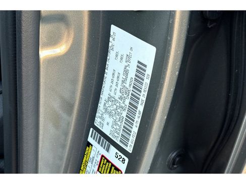 Used 2025 Toyota Tacoma TRD Sport image 32