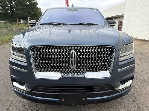 Used 2019 Lincoln Navigator L Reserve w/ Cargo Package AWD/4WD image 7