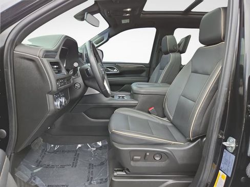 Used 2022 GMC Yukon XL SLT w/ SLT Premium Package AWD/4WD image 17