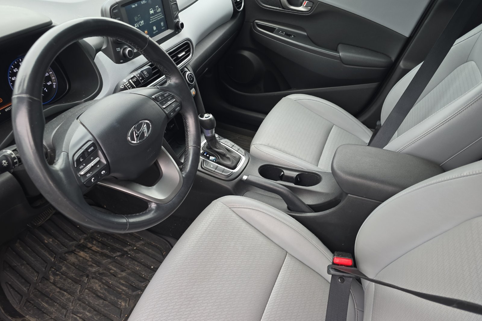 Used 2020 Hyundai Kona Limited AWD/4WD image 7