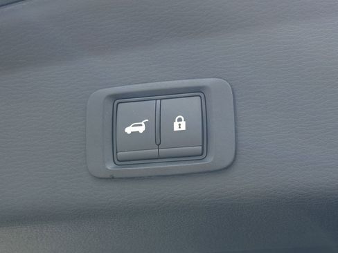 New 2026 Nissan Rogue Platinum AWD/4WD image 17