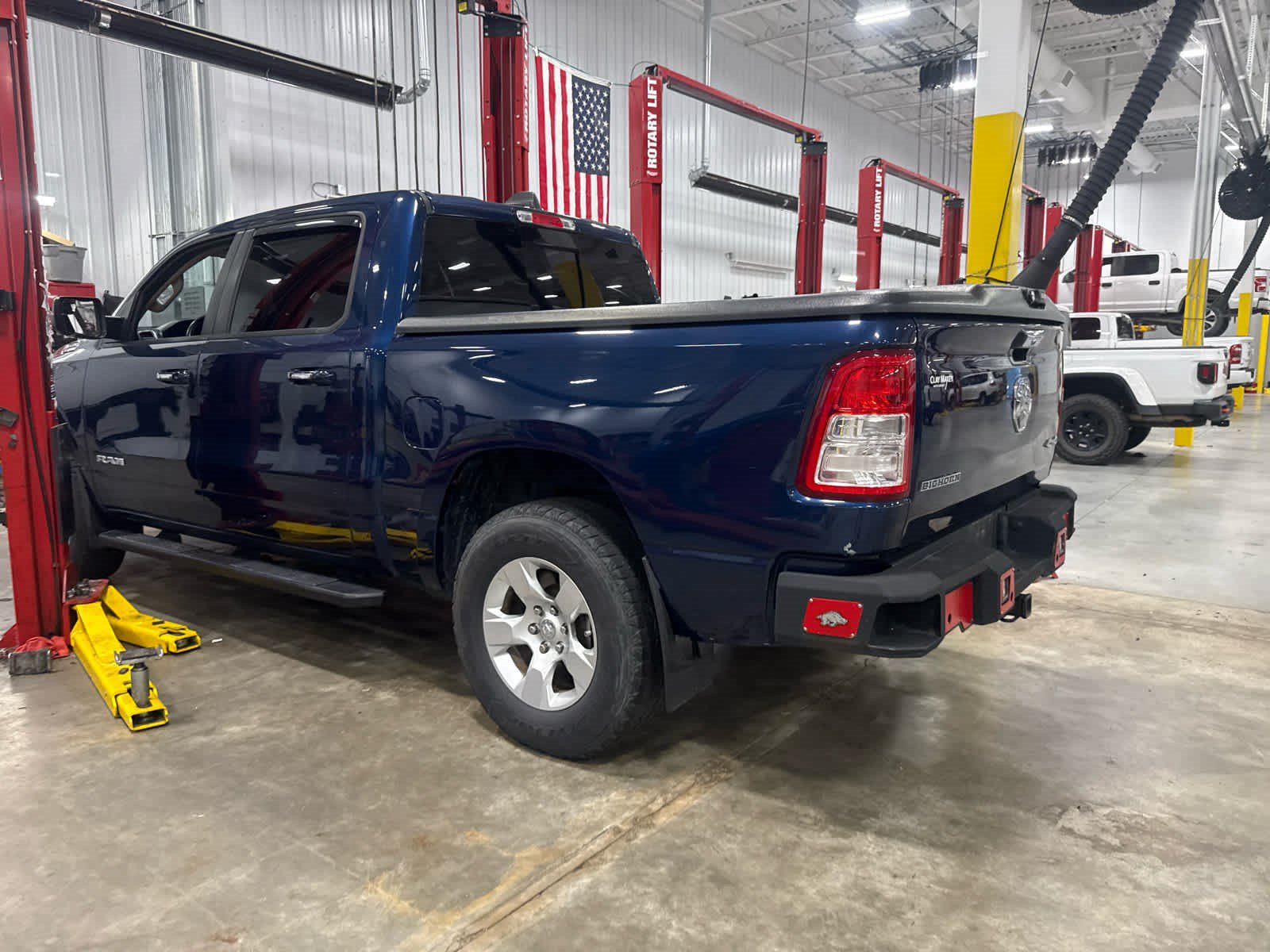 Used 2020 RAM 1500 Big Horn AWD/4WD image 4