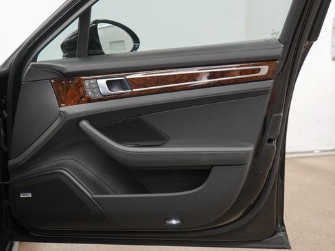 Used 2023 Porsche Panamera Turbo S image 66