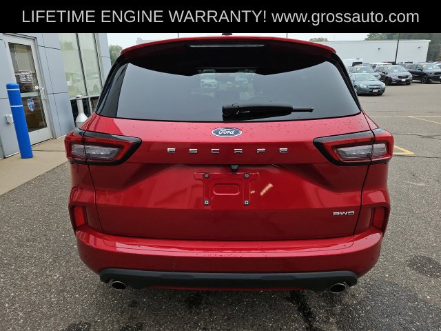 Used 2023 Ford Escape ST-Line w/ Tech Pack #1 AWD/4WD image 7