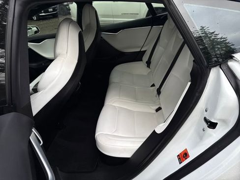 Used 2018 Tesla Model S 75D image 13