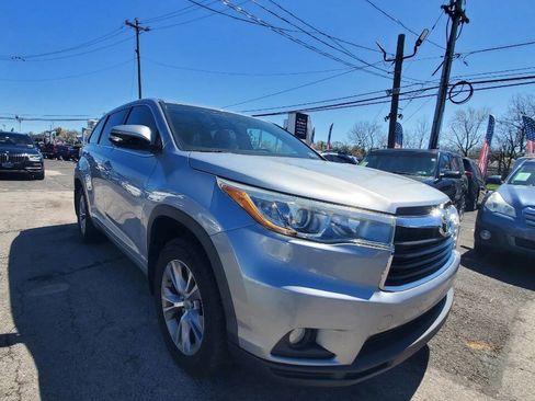 Used 2015 Toyota Highlander Plus image 7