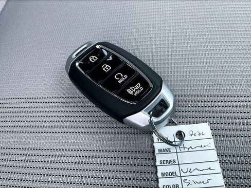 New 2026 Hyundai Venue SEL image 32